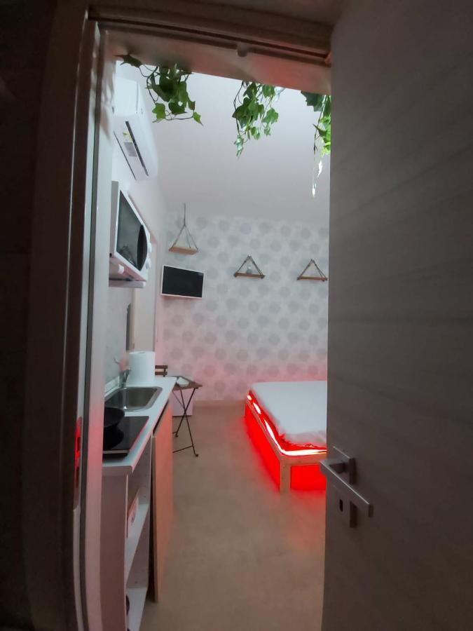 Apartmán Il Re Dei Sogni Salerno Exteriér fotografie